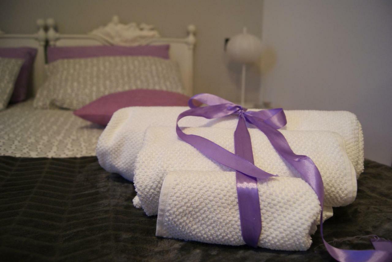 Alma Nua Bed & Breakfast แตร์ราซีนี ภายนอก รูปภาพ
