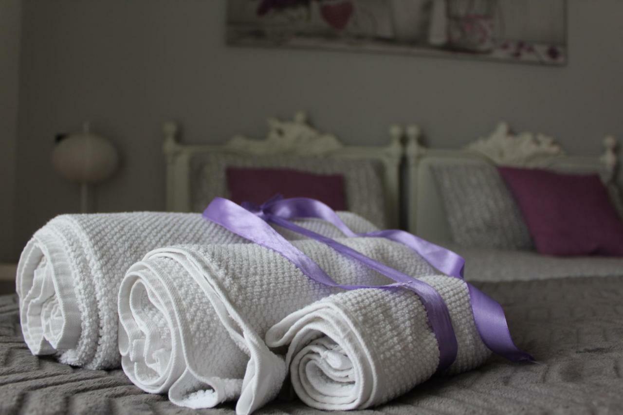 Alma Nua Bed & Breakfast แตร์ราซีนี ภายนอก รูปภาพ
