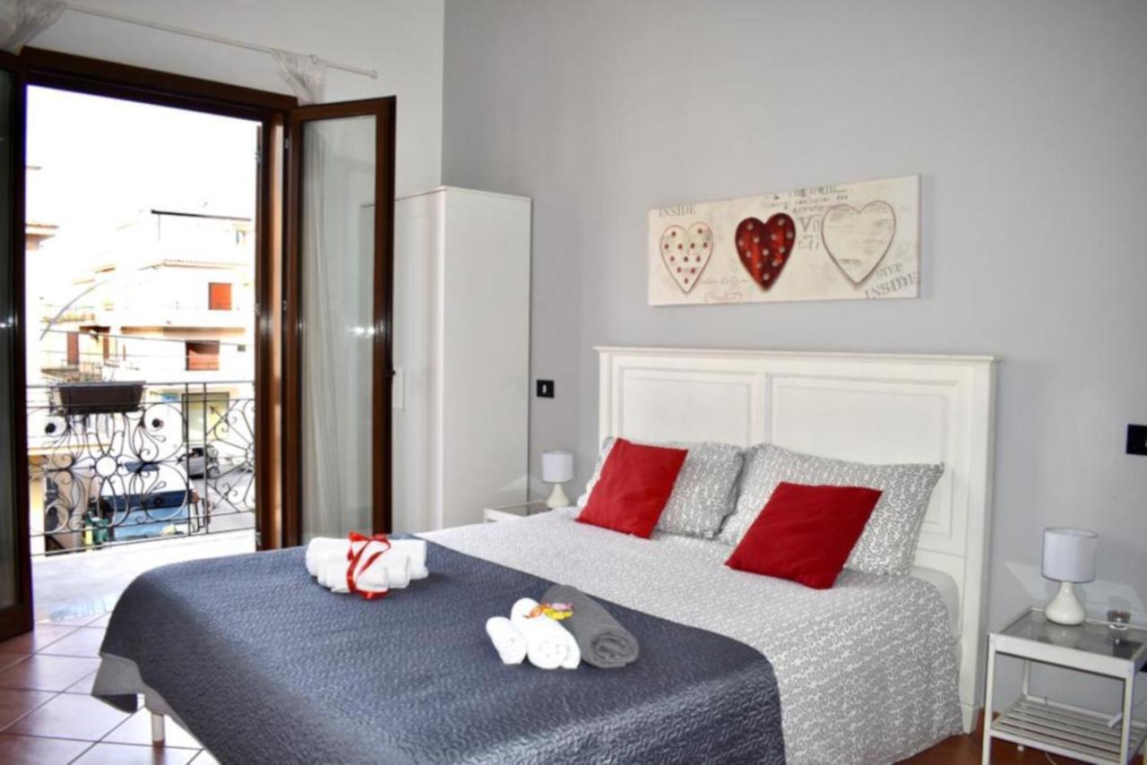 Alma Nua Bed & Breakfast แตร์ราซีนี ภายนอก รูปภาพ